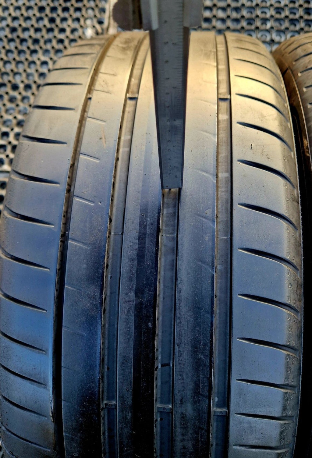 Opony letnie Goodyear Eagle F1 Asymmetric 3  245/40r18 (93H) AO