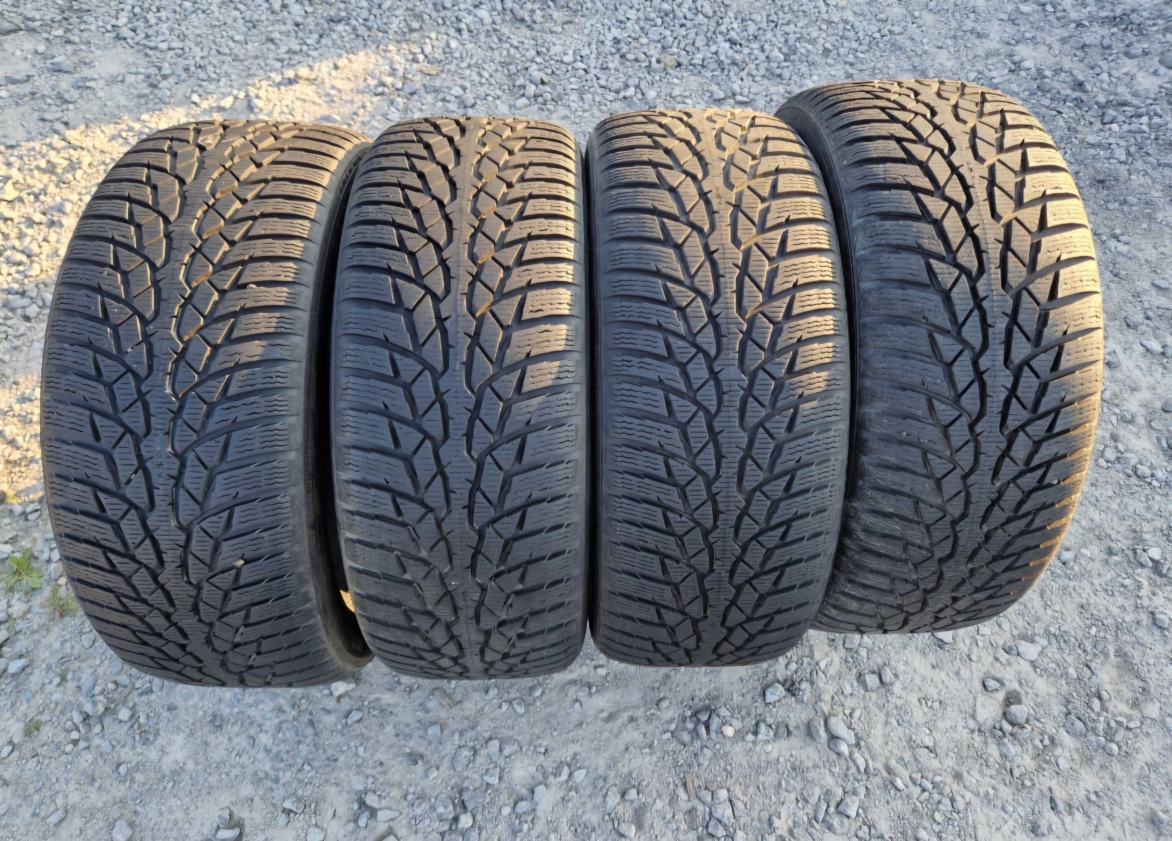 Opony zimowe Nokian WRd4 225/50r18 (99H) XL