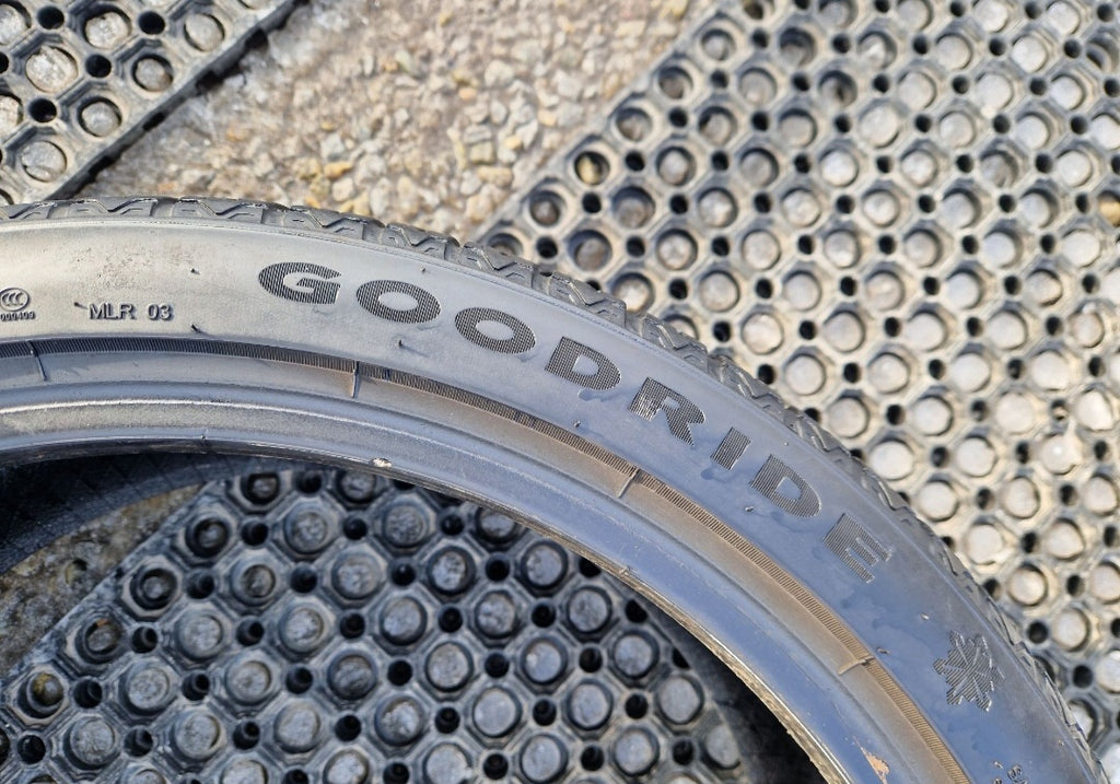 Opony wielosezonowe Goodride All seazon Elite Z-401  225/40r19 (93W)XL