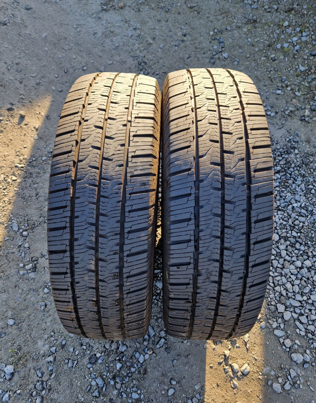 Opony wielosezonowe Continental VonContact 4 Season  205/75r16C