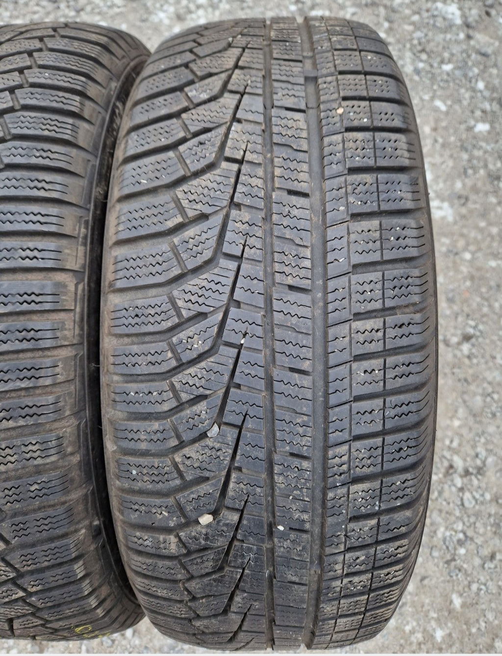 Opony zimowe Hankook Winter I Cept Evo2  215/60r16 (99H)