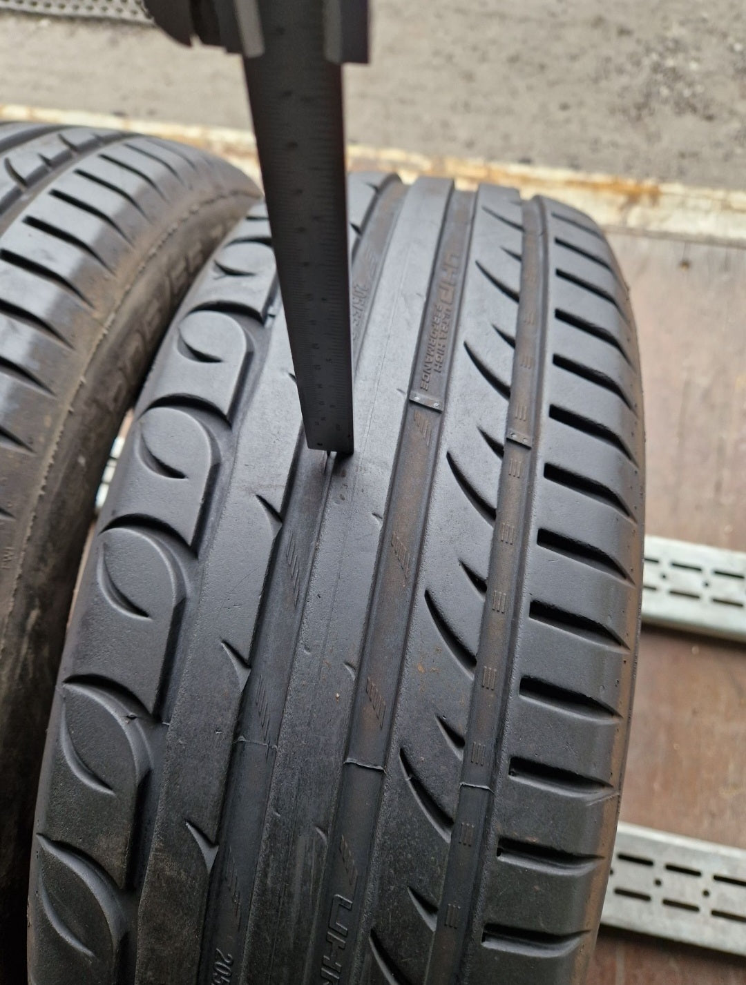 Opony letnie Kormoran UHP 205/55r17 (95W) XL