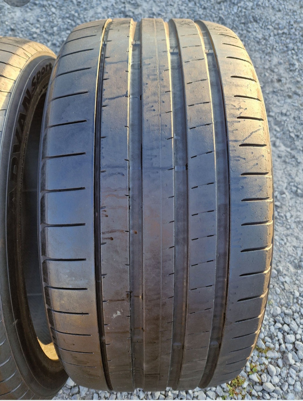 Opony letnie Yokohama Advan Sport V107  285/40r22 (110Y) MO1