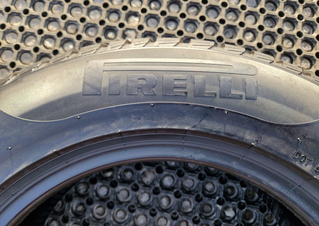 Opony zimowe Pirelli Sottozero 3 Winter 215/65r16 (95H) MO