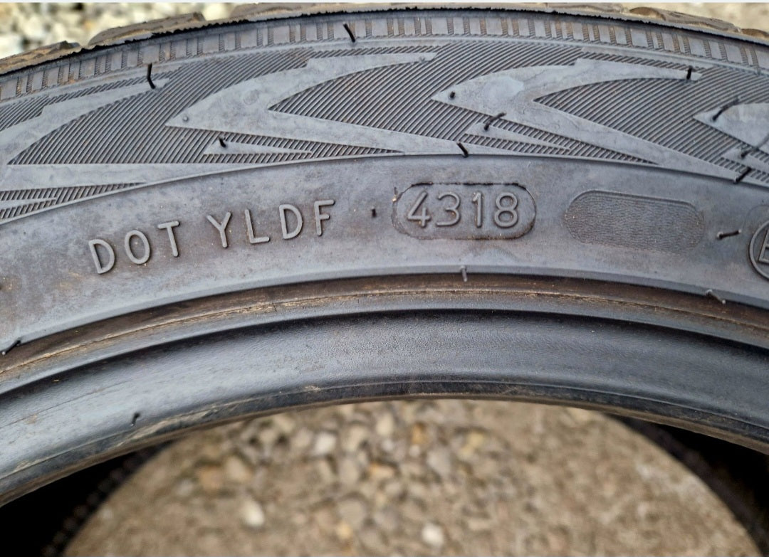 Opony zimowe Nokian WRd4  225/45r17 (94V) XL