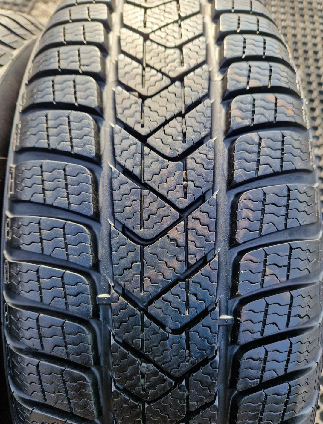Opony zimowe Pirelli Sottozero 3 Winter 215/65r16 (95H) MO