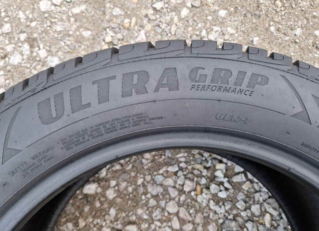 Opony zimowe Goodyear UltraGrip Performance  235/55r18 (104H) XL AO