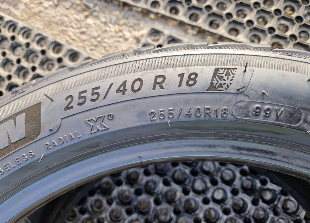 Opona zimowa Michelin Pilot Alpin 5  255/40r18 (99V) XL