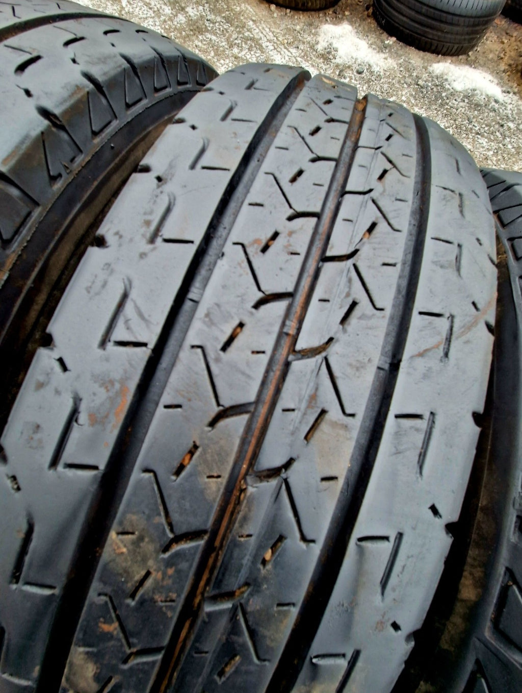 Opony letnie Bridgestone Duravis R660 195/75r16C