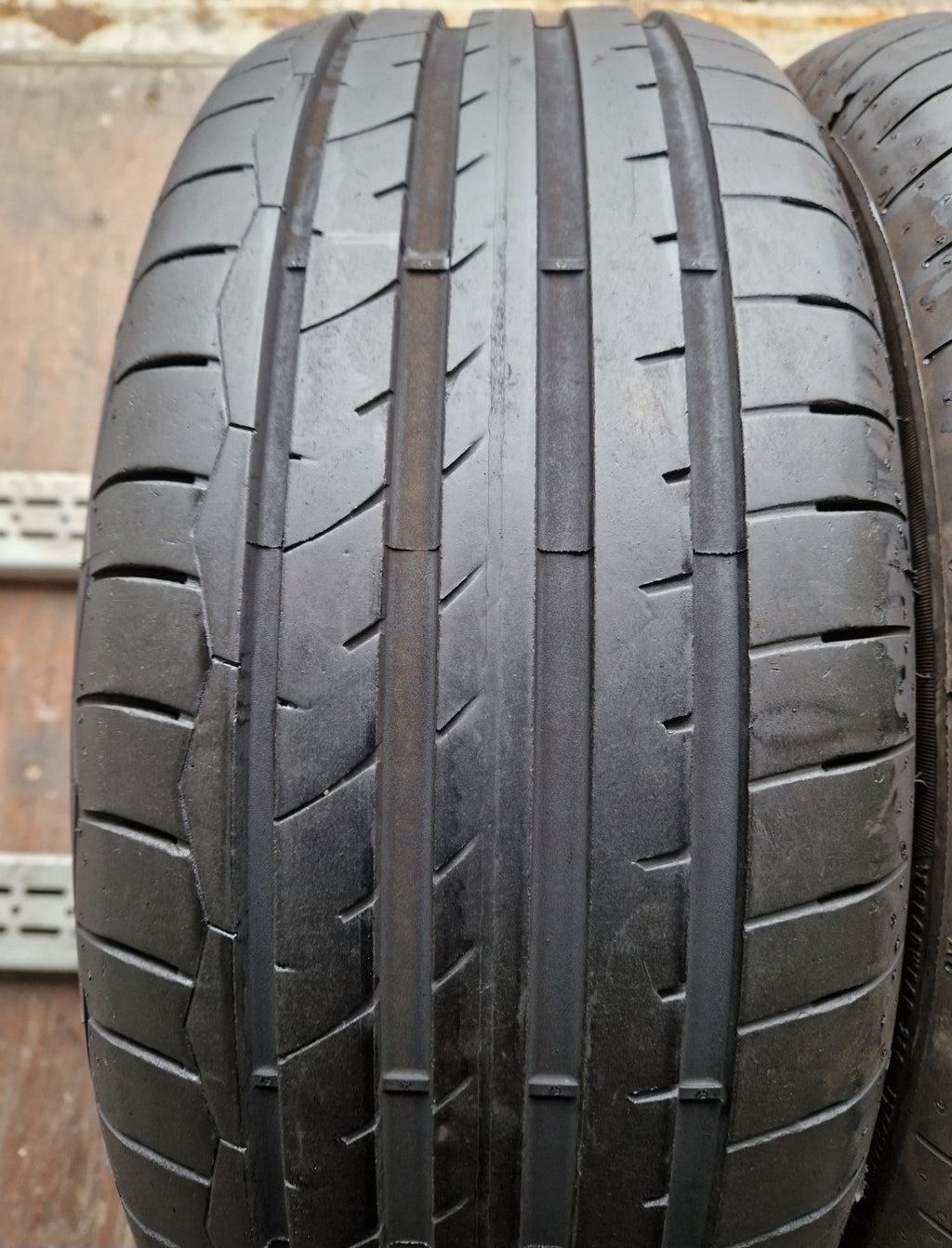 Opony letnie Dębica Presto UHP 2 225/55r17 (101Y)