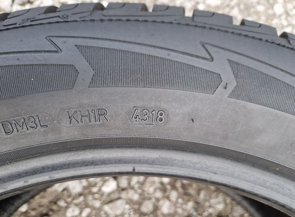 Opony zimowe Goodyear UltraGrip Performance  235/55r18 (104H) XL AO