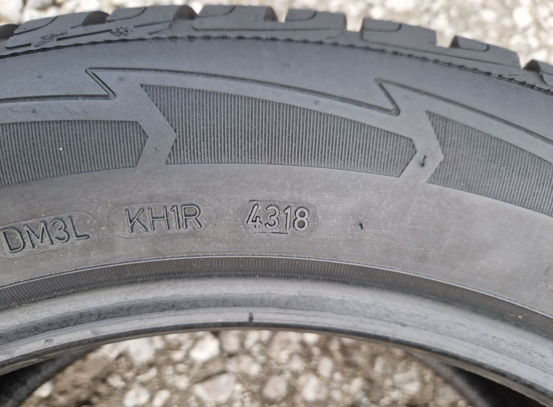 Opony zimowe Goodyear UltraGrip Performance  235/55r18 (104H) XL AO