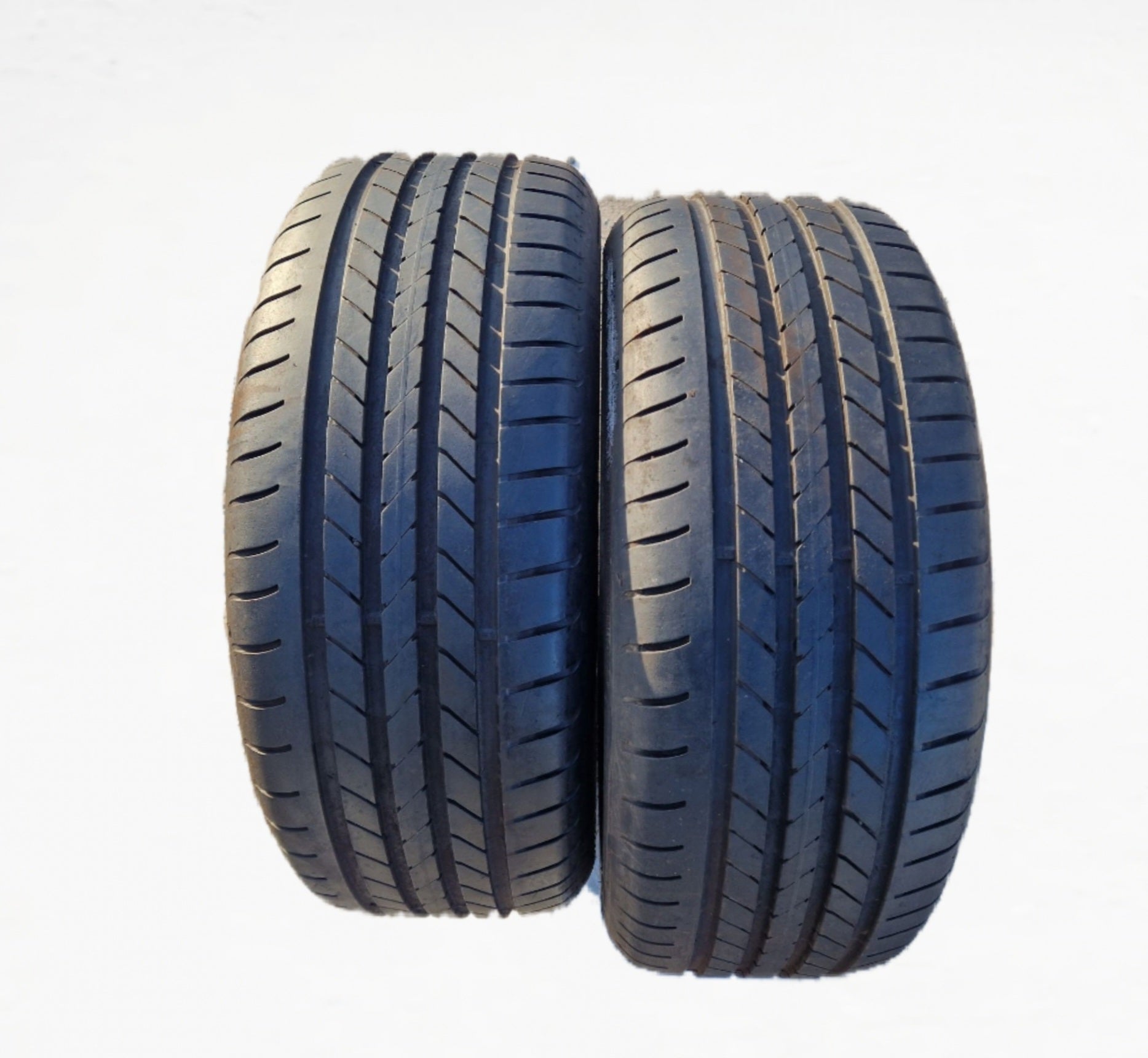 Opony letnie Goodyear Efficient Grip 235/45r19 (95V)XL /MOE/Run-Flat