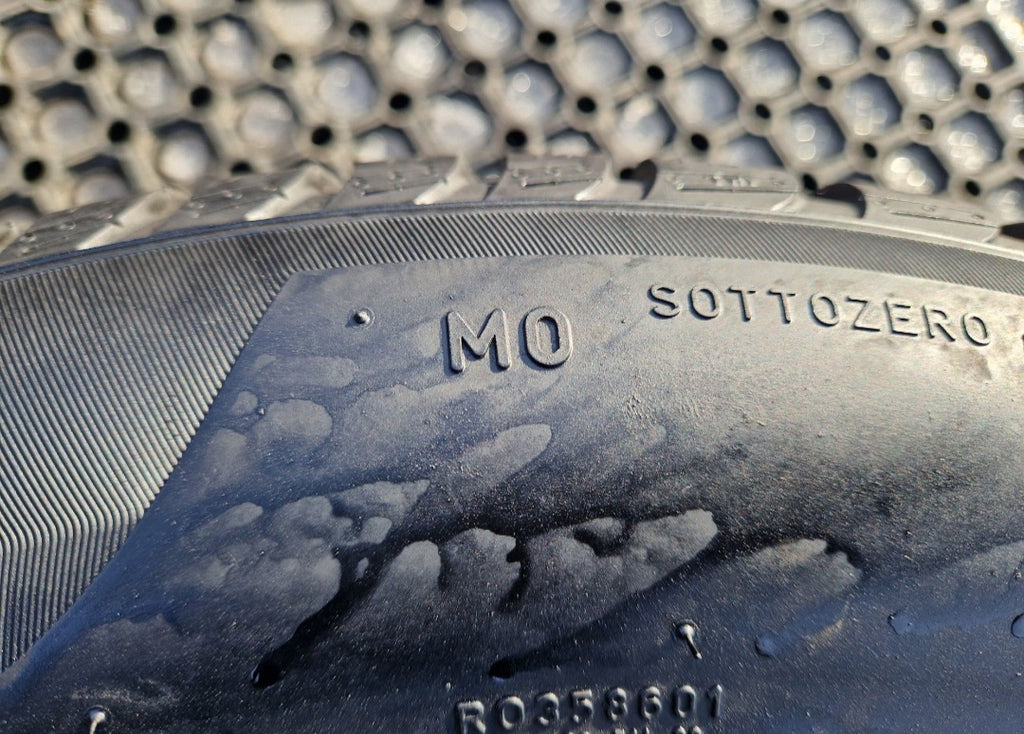 Opony zimowe Pirelli Sottozero 3 Winter 215/65r16 (95H) MO