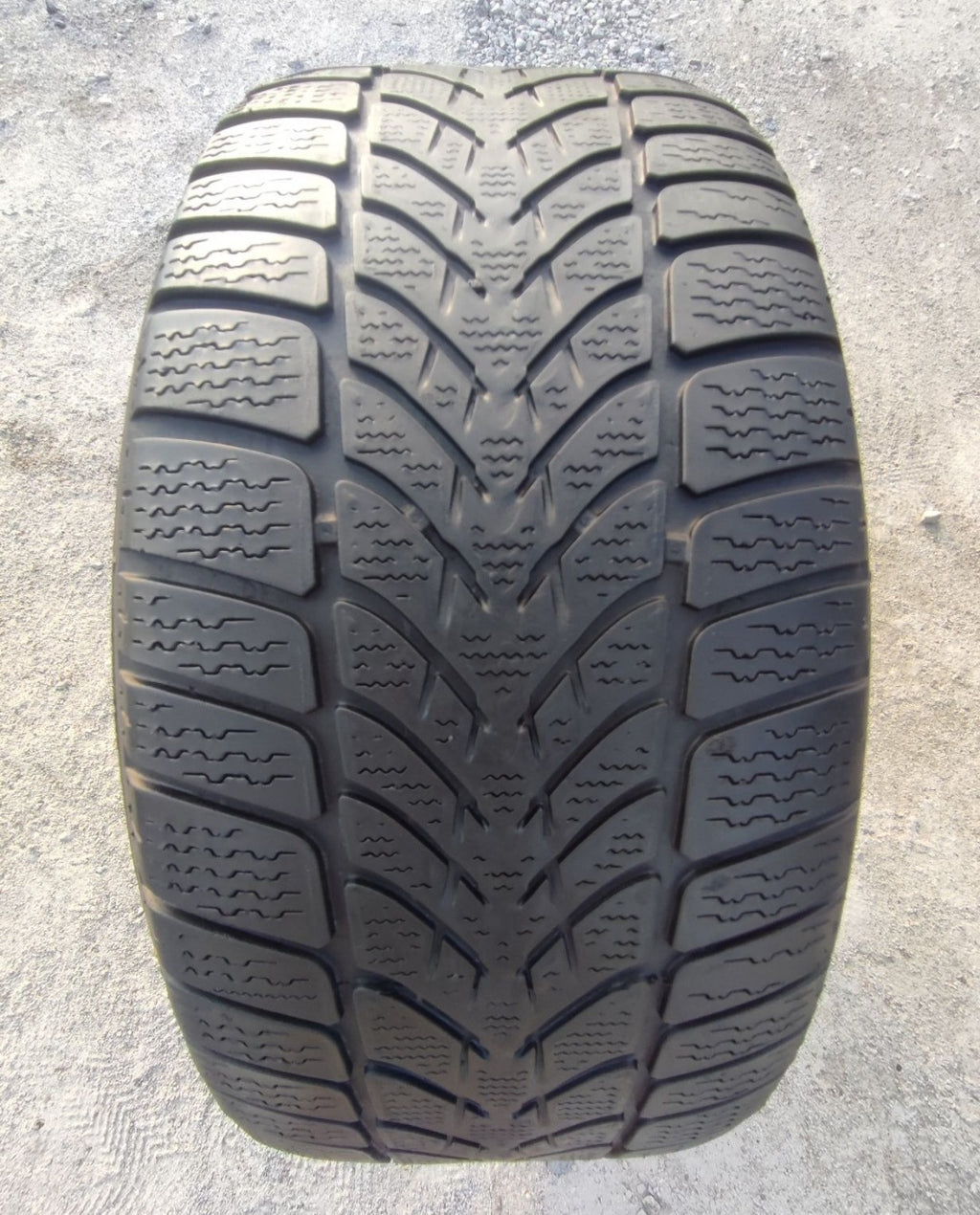 Opona zimowa Dunlop SP winter sport 4 D 225/50r17 (94H) Run Flat