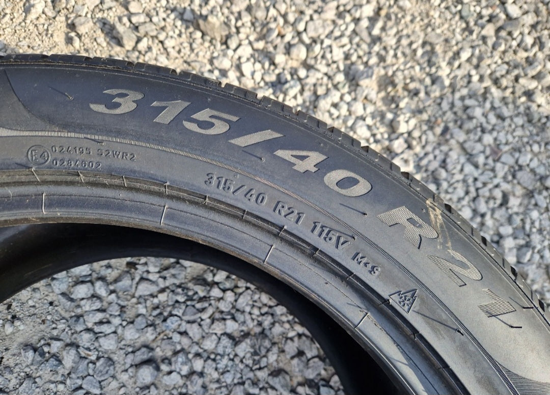 Opony zimowe Pirelli Scorpion Winter 315/40r21 (115V) MO1